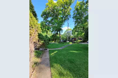 2737 Orlando Place, Blackridge, PA 15235 - Photo 4