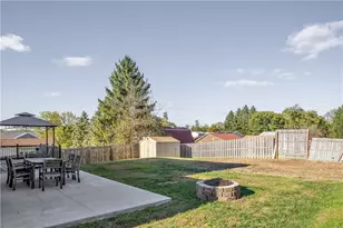 20 Pecan Dr, Pittsburgh, PA 15235 - Photo 6