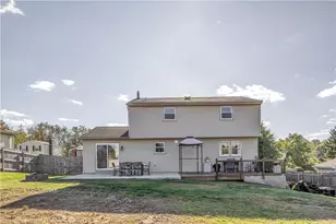 20 Pecan Dr, Pittsburgh, PA 15235 - Photo 4