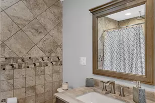 20 Pecan Dr, Pittsburgh, PA 15235 - Photo 30