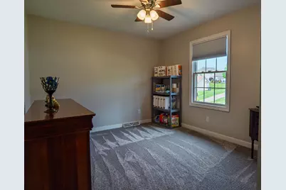 108 Sunray Drive, Center Township, PA 15001 - Photo 28