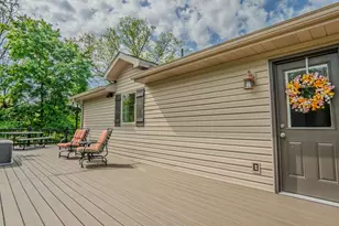 108 Sunray Dr, Center Township, PA 15001 - Photo 38
