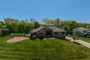 108 Sunray Dr, Center Township, PA 15001 - Photo 2