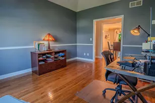 108 Sunray Dr, Center Township, PA 15001 - Photo 18