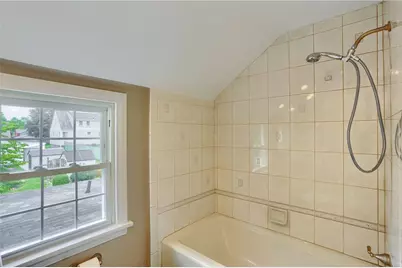 516 Pine Ave, Ellwood City, PA 16117 - Photo 30