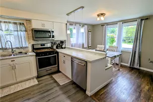513 W Miller Ave, Munhall, PA 15120 - Photo 6