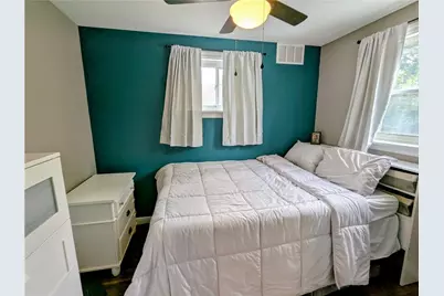 513 W Miller Ave, Munhall, PA 15120 - Photo 18