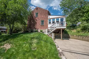 639 Kenilworth Dr, Pittsburgh, PA 15228 - Photo 46