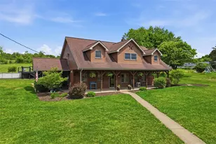 699 Brinkerton Rd, Mount Pleasant Township, PA 15601 - Photo 2
