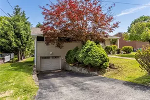 129 Donmor Dr, Ross Twp, PA 15237 - Photo 2