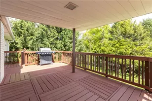 129 Donmor Dr, Ross Twp, PA 15237 - Photo 16