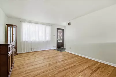 129 Donmor Drive, Ross Twp, PA 15237 - Photo 12
