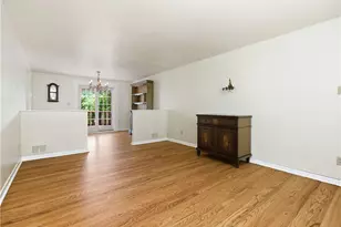 129 Donmor Dr, Ross Twp, PA 15237 - Photo 10
