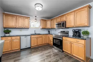 211 Tangelo Dr, Jefferson Hills, PA 15025 - Photo 6