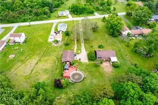 321 Pleasant Dr, Center Township, PA 15001 - Photo 30