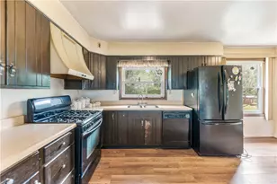 321 Pleasant Dr, Center Township, PA 15001 - Photo 18
