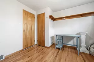 4662 Mapledale Dr, Pittsburgh, PA 15120 - Photo 16