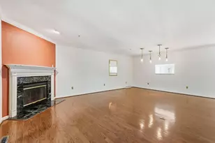 237 Merion Dr, Pittsburgh, PA 15228 - Photo 12