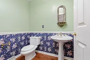 237 Merion Dr, Pittsburgh, PA 15228 - Photo 18