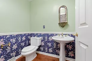237 Merion Dr, Pittsburgh, PA 15228 - Photo 18