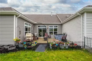 55 Hawthorne Dr, Chartiers, PA 15301 - Photo 24