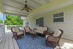 2017 S Trillium Dr, Hopewell Township, PA 15001 - Photo 28