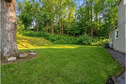 6 Suffolk Dr, Robinson Twp, PA 15108 - Photo 34