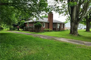 907 Arlington Dr, Pymatuning Township, PA 16125 - Photo 26