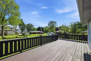 612 Sunset Dr, Buffalo Township, PA 16229 - Photo 2