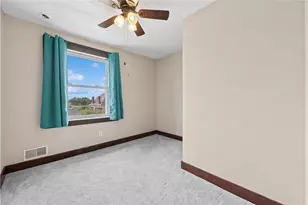 53 Calhoun Ave, Pittsburgh, PA 15210 - Photo 16
