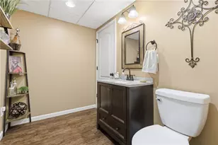 8 Abbey, Pine Township, PA 16127 - Photo 30