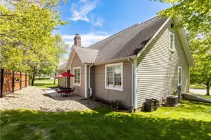 8 Abbey, Pine Township, PA 16127 - Photo 34