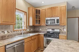 91 Green Manor Dr, Summit Township, PA 16002 - Photo 10