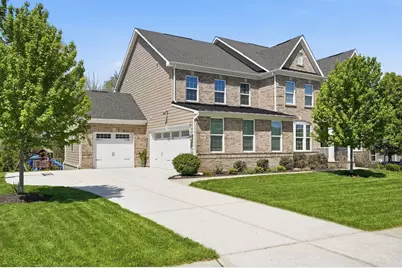 5127 Hampton Place Drive, Hampton, PA 15044 - Photo 2