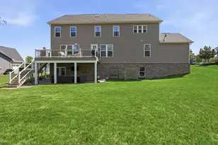 5127 Hampton Pl Dr, Hampton, PA 15044 - Photo 46