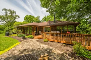 117 Valentine Dr, Moon/Crescent Twp, PA 15108 - Photo 6
