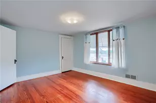 113 Orchard Ave, Ellwood City, PA 16117 - Photo 32