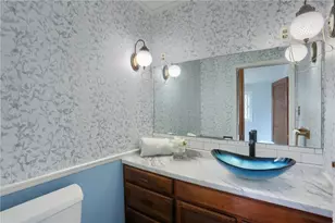113 Orchard Ave, Ellwood City, PA 16117 - Photo 22