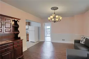 113 Orchard Ave, Ellwood City, PA 16117 - Photo 10