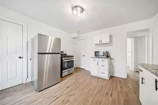3226 Richardson, Pittsburgh, PA 15212 - Photo 4