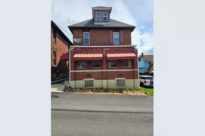 924 Summit St, Tarentum, PA 15084 - Photo 1