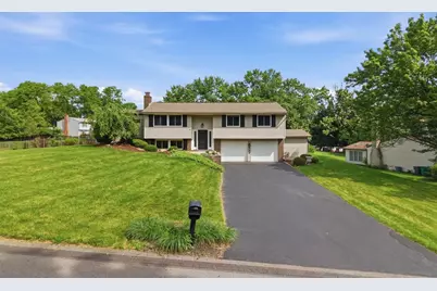 323 Alamo Drive, Pittsburgh, PA 15241 - Photo 2