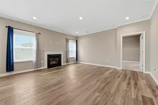 430 Dana Dr, Pittsburgh, PA 15068 - Photo 8
