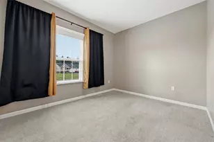 430 Dana Dr, Pittsburgh, PA 15068 - Photo 12