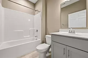 430 Dana Dr, Pittsburgh, PA 15068 - Photo 14