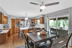 456 Shelbourne, Pittsburgh, PA 15239 - Photo 10