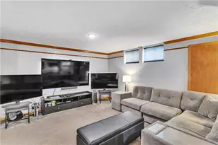 456 Shelbourne, Pittsburgh, PA 15239 - Photo 34