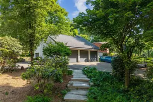 7 Woodstone Dr, Unity Township, PA 15601 - Photo 2