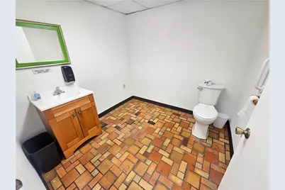 32 N Main St, Washington, PA 15301 - Photo 6