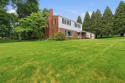 16 Watson Street, Leet Township, PA 15143 - Photo 2